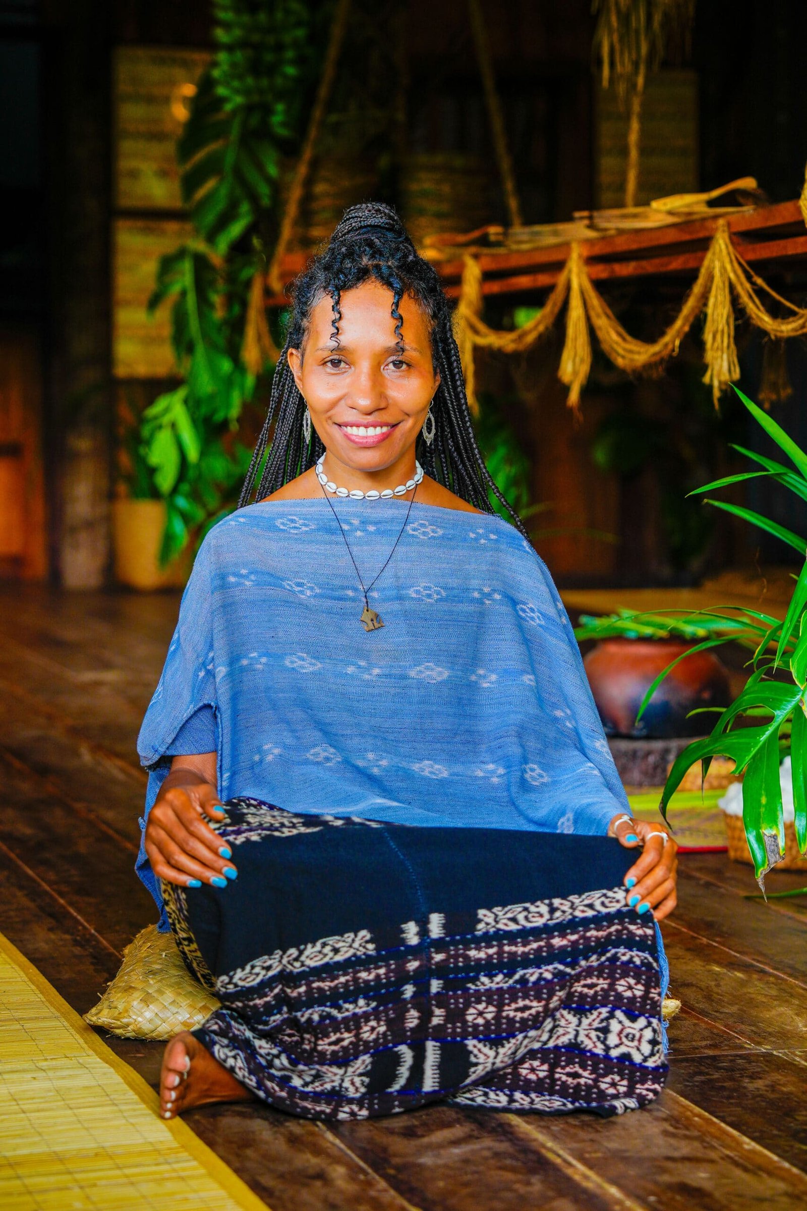 Kaka Liz — Nipa Indah, sacred healer from Flores