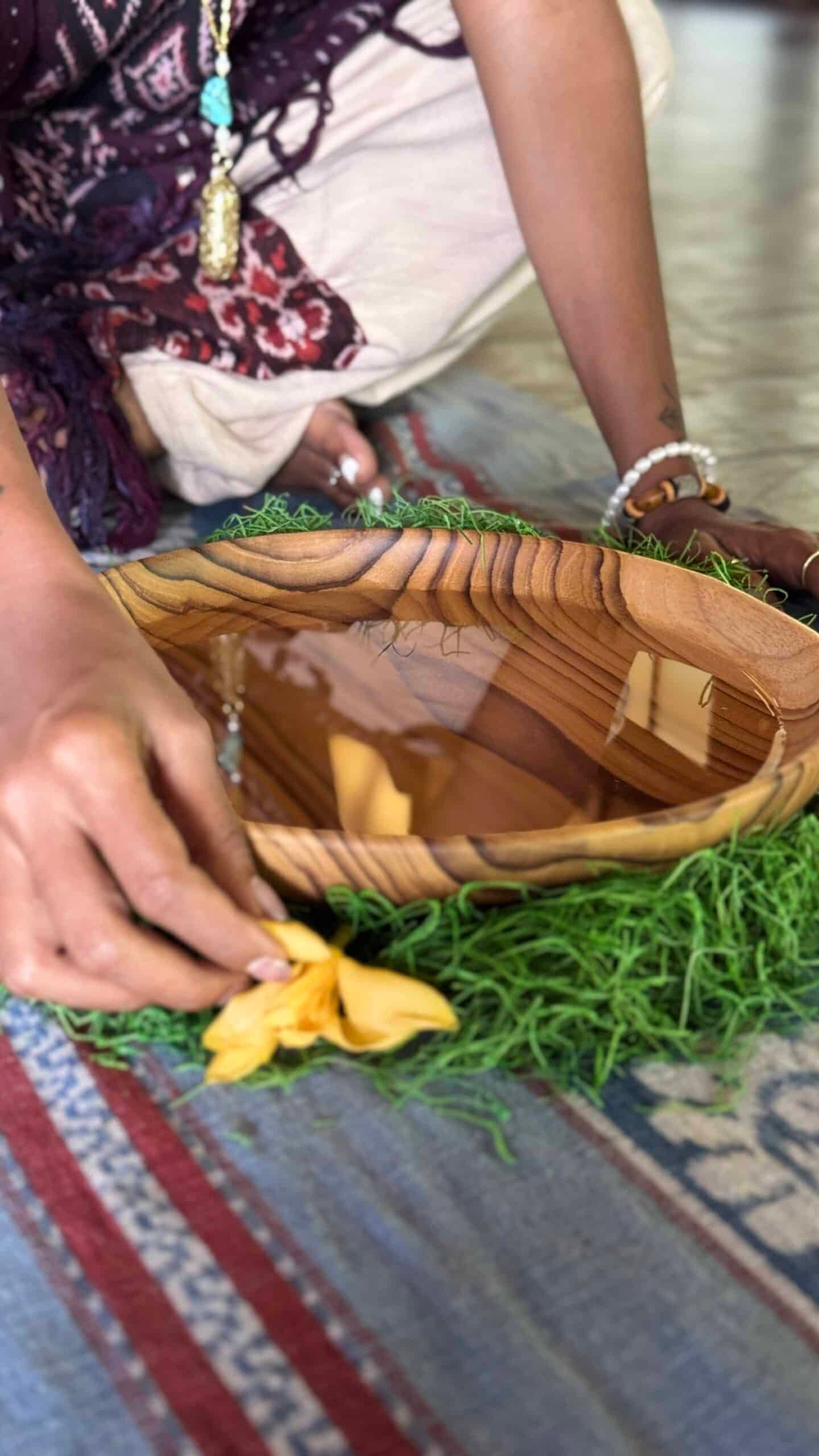 La'La Wair — water reading ceremony